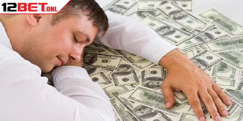 Chiêm bao thấy tiền là dạng mơ rất quen thuộc